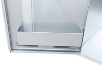 Peetz Sattelschrank ab 106 x 60 x 60 cm, verzinktes Stahlblech, 1 Hutablage, 2 Rundrohrstützen schwarz, 4 verzinkte Trensenhaken, Flaschenhalter i.d. Tür, Zylinderschloss incl. 2 Schlüssel