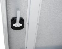 Peetz Sattelschrank ab 106 x  60 x 60 cm, verzinktes Stahlblech,  1 Hutablage, 1 Sattelträger schwarz, 4 Kunststoff-Trensenhalter schwarz, 1 Flaschenhalter, 1 Griffmuldenschloss