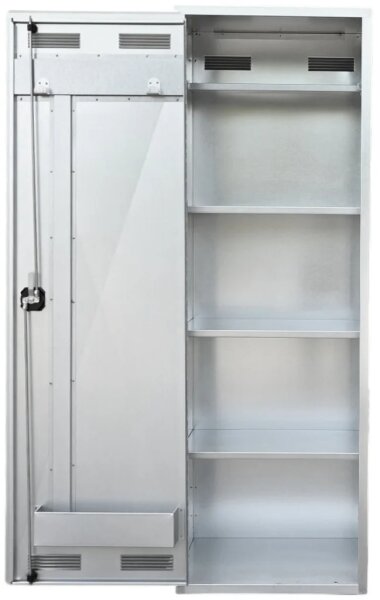 Peetz Sattelschrank ab 180 x 60 x 60 cm, verzinktes Stahlblech, 1 Hutablage, 3 Ablagen, 4 verzinkte Trensenhalter, 1 Flaschenhalter, 1 Griffmuldenschloss incl. 3Punktverriegelung