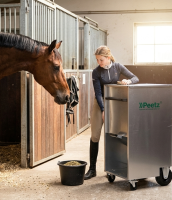 Peetz Futtersilo ab 200 l aus verzinktem Stahlblech