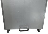 PeetzTurniersattelschrank mit Deckel aus verzinktem Stahlblech, fahrbahr